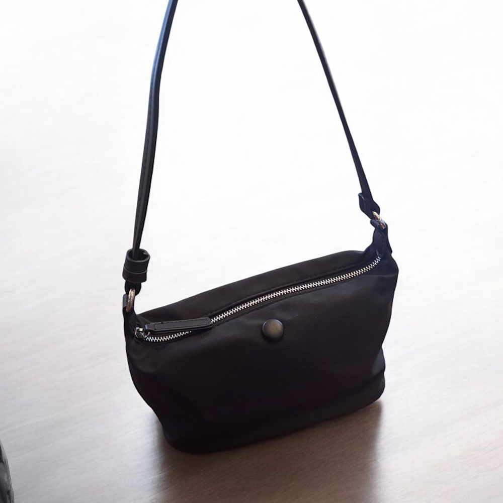 Y2K Minimalist Hobo Black Nylon Shoulder Bag